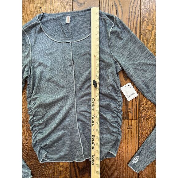 Free People Movement FP Right On Run Long Sleeve Layer Skyline Blue Medium New - Picture 5 of 6